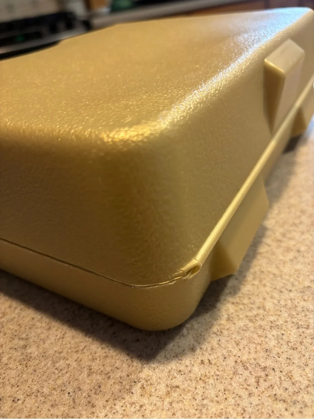 Vintage 1997 LEGO Metallic Gold Carrying Case Storage Box Container excellent